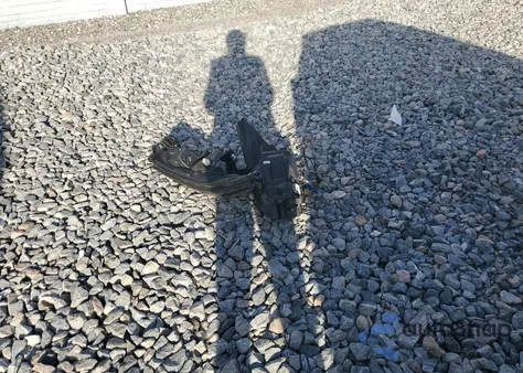 2021 Subaru Forester Touring z USA, uszkodzony, nr VIN JF2SKAXCXMH426375